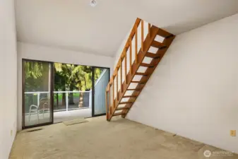 bedroom 3 upstairs w/balcony