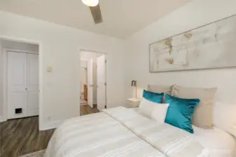 Good size suite with large walk-in closet. Check out the kitty door on the closet doors outside the bedroom. Seriously, this place has it all!