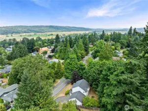 Within a few blocks from Main Street and the idyllic downtown Duvall.