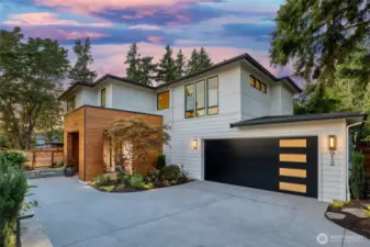 NW Contemporary style, Chaffey Building Group quality, and a location that can't be beat! Three-car tandem garage.