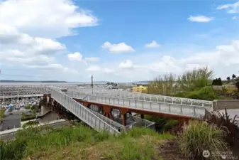 Short Walk north on Grand Ave to the footbridge to thenew waterfront