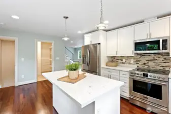 Kitchen Facing Pantry – From the kitchen you’ll find the walk-in pantry, offering excellent storage and organization for a well-functioning kitchen.