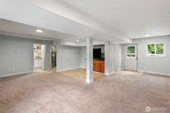 Basement Living Room – A spacious lower-level living area with potential space for a future kitchenette, creating flexible options for guests or multi-generational living.