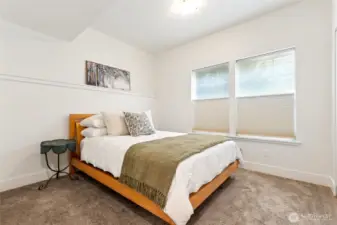 Larger primary bedroom.