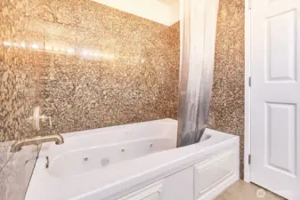 Jetted tub to soak your cares away