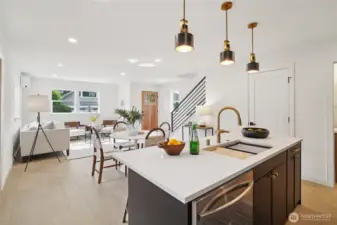 Nice size island-room for 3-4 stools.