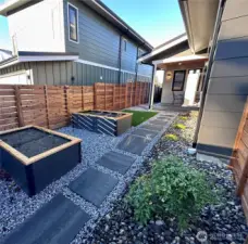 Backyard with easy landscape