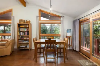 Kitchen and dining area, lots of natural light.