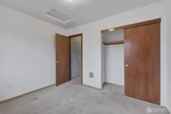 2nd Bedroom