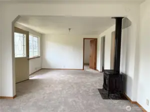 Entry to great room (dining side)