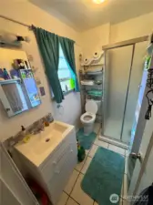 unit 1 bathroom