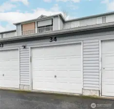 Individual garage