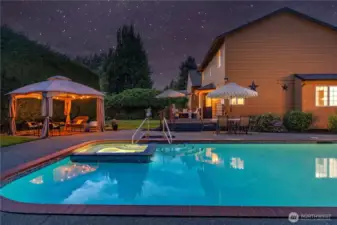 Gazebo & fire pit