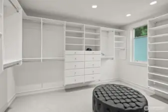 walk in closet with built in shelving