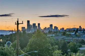 Gorgeous City Skyline, Olympic Mountain and Puget Sound views are picture perfect from the living room, front deck, dining and kitchen area.