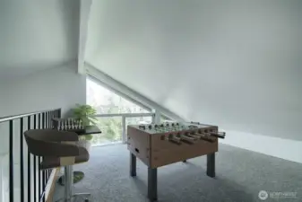 Bonus loft