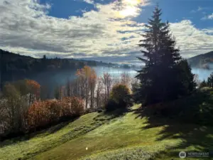 Epic views overlooking Lake McMurray, and out to the Cascade mountains
