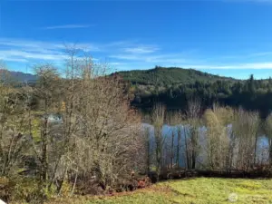 Private, community waterfront property on Lake McMurray.