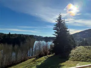 Private, community waterfront property on Lake McMurray.