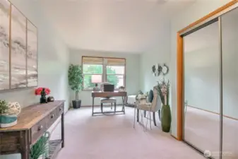 Spacious 2nd bedroom