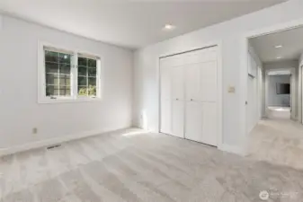 5 bedrooms upstairs