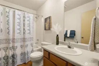 Guest Bathroom Upstairs