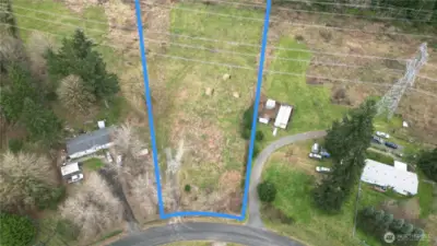 Lot lines are approximate.