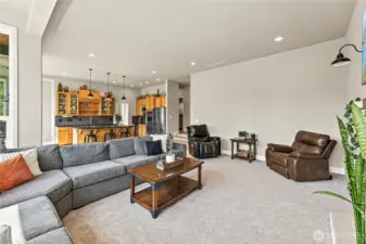 2nd living room