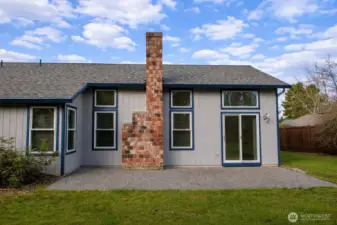 Large washed aggregate concrete pad for your patio set.