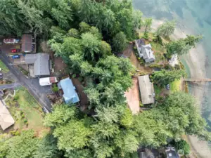 Home's proximity to Ostrich Bay