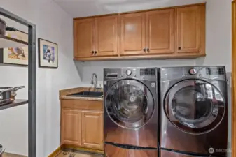 Great Laundry Room with Utility Sink & Tons of Additional Storage