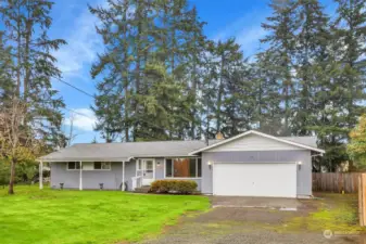 Centrally located Marysville home is a great commuter home.