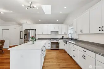 Kitchen Picture #2