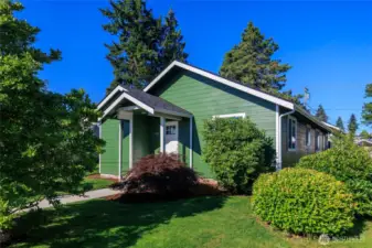 Renovation Perfection! Completely remodeled from head-to-toe!