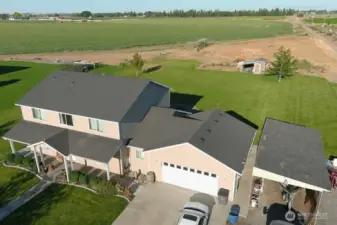 2011 Year Built with 2824 sq ft of living space