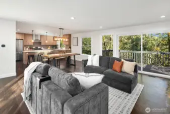 spacious main level living room and eat-in kitchen