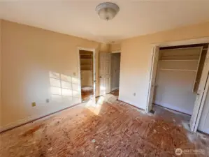 Bedroom 3 (2nd Floor)