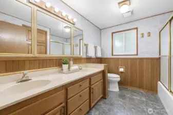 Main bathroom