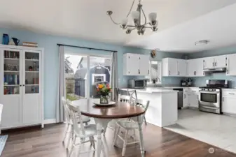 Dining room with breakfast bar.