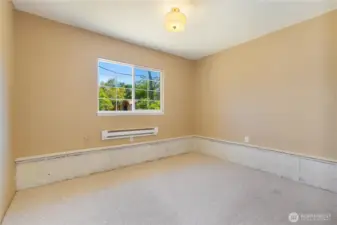 3rd bedroom downstairs