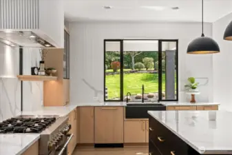 Huge gas cooktop and counterspace.