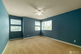 Spacious fourth bedroom