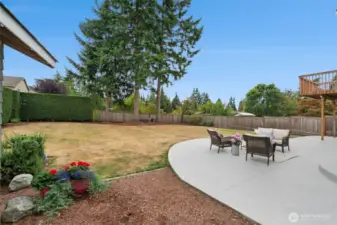 Rare, level backyard with spacious patio - perfect for entertaining!
