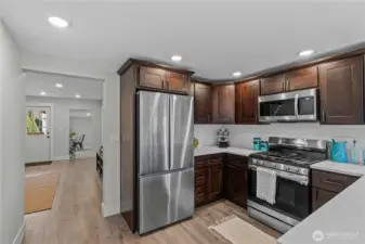 Recessed Lights keep your cooking space light and bright!