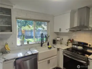 Kitchen Aid Stainless Steel Appliances