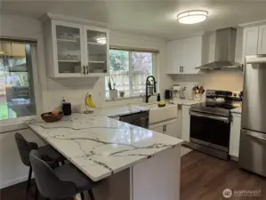 New Quarts Countertops