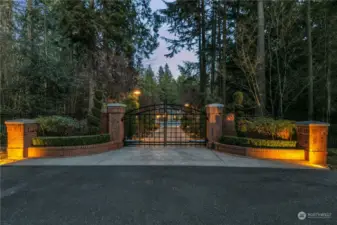 Gated entry directly off Mink Rd