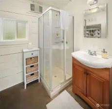 Willow Bath