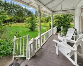 Farmhouse covered porch