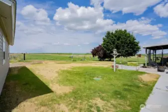 Looking at back of property